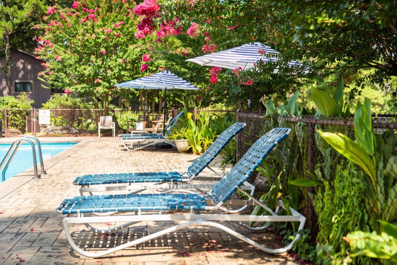 Poolside King Cabana With Full Kitchen, King Bed, Sleeper Sofa And Pool Access, Hotel Room Mount Ida Ngoại thất bức ảnh
