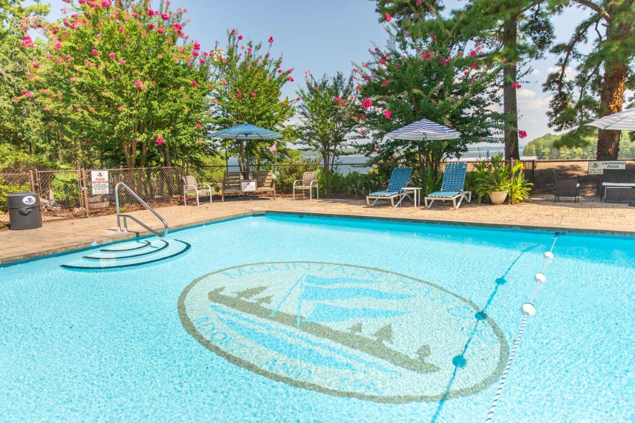Poolside King Cabana With Full Kitchen, King Bed, Sleeper Sofa And Pool Access, Hotel Room Mount Ida Ngoại thất bức ảnh